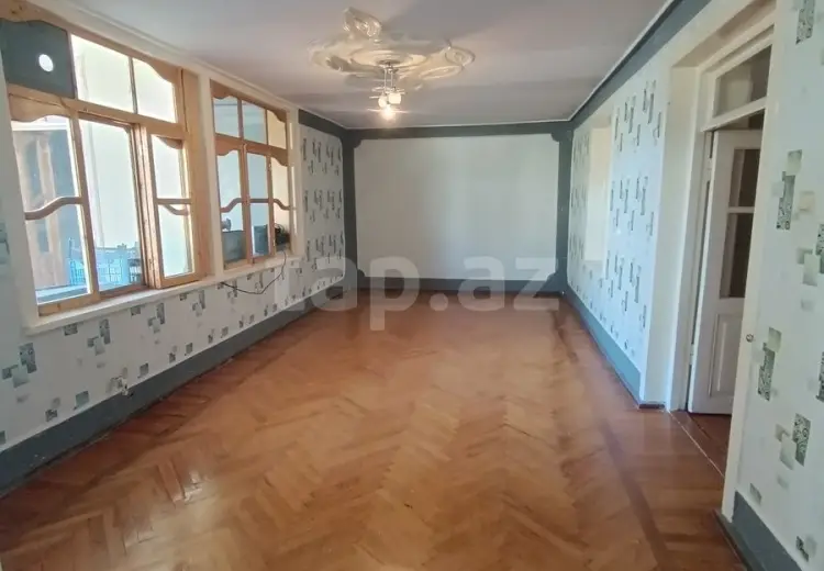 5 otaqlı mənzil , Gəncə