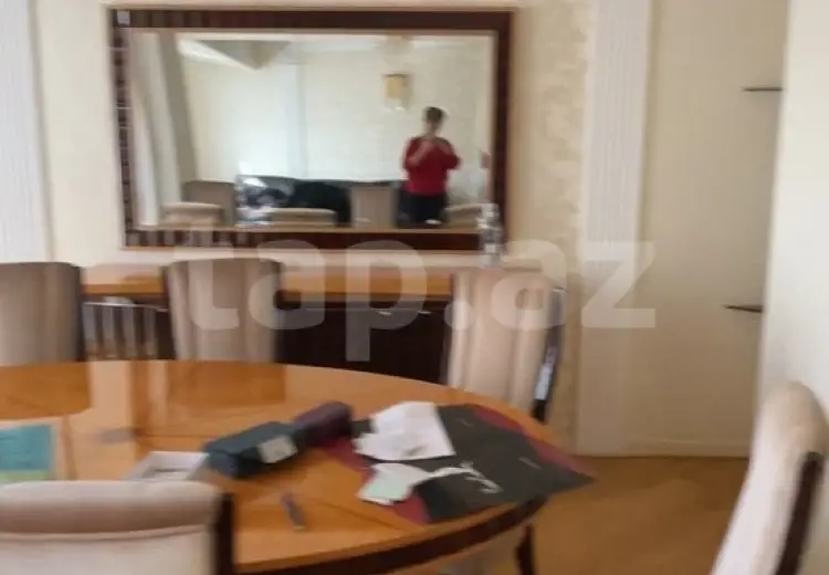 3 otaqlı mənzil , Bakı