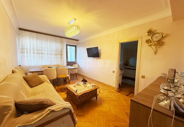 3 otaqlı mənzil , Bakı