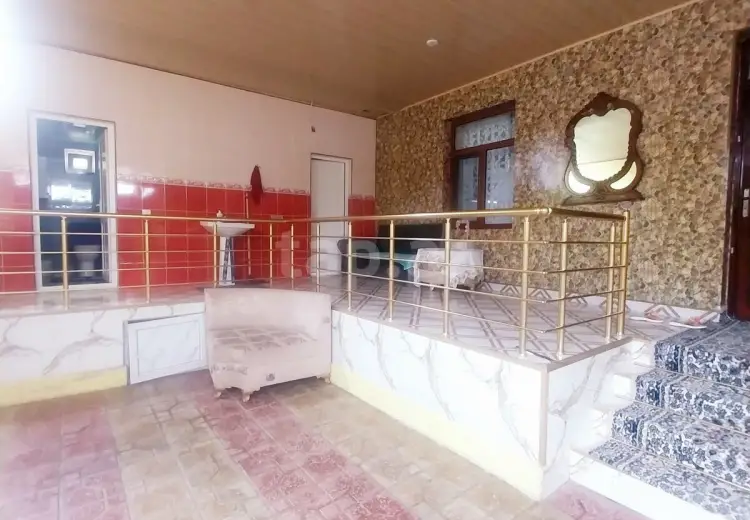 6 otaqlı mənzil , Gəncə