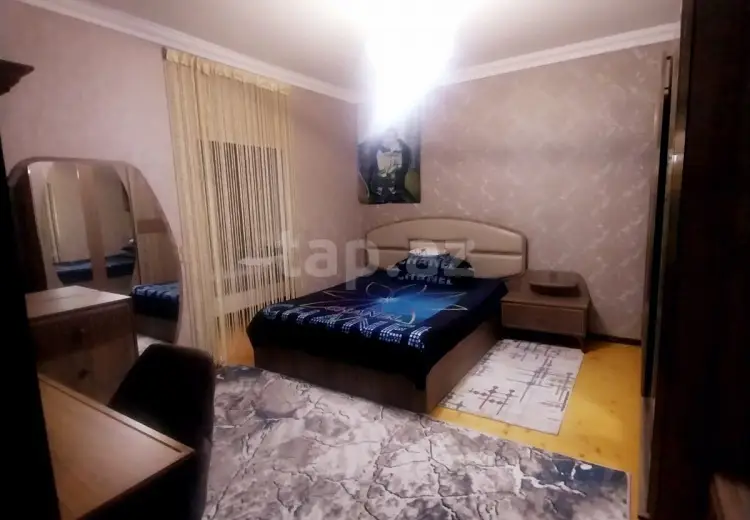 6 otaqlı mənzil , Gəncə