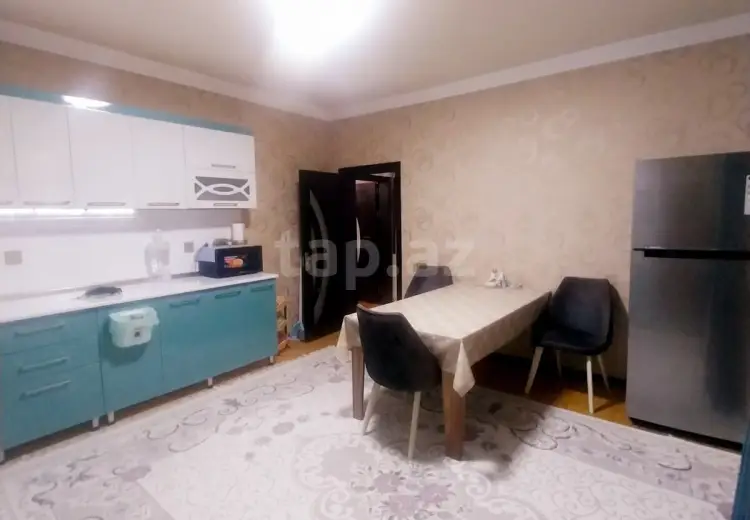 6 otaqlı mənzil , Gəncə