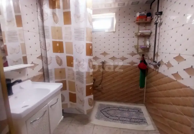 6 otaqlı mənzil , Gəncə