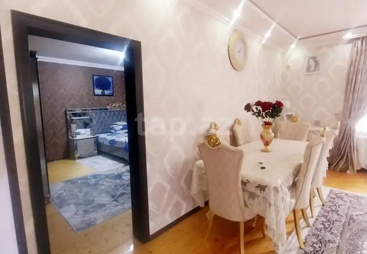 6 otaqlı mənzil , Gəncə
