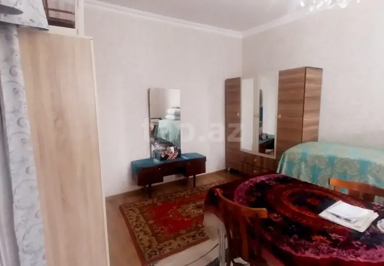 6 otaqlı mənzil , Gəncə