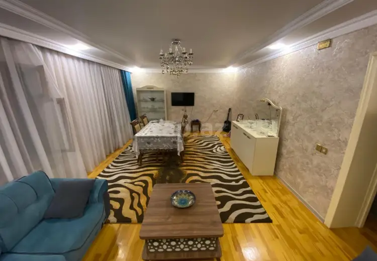 3 otaqlı mənzil , Bakı