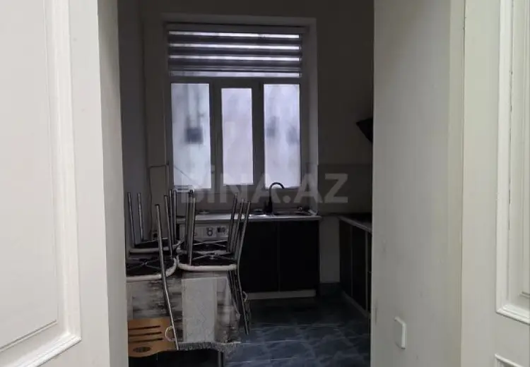 3 otaqlı mənzil Satılır, Səbail, Bakı