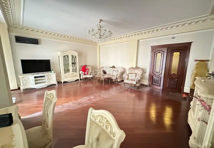 3 otaqlı mənzil , Bakı