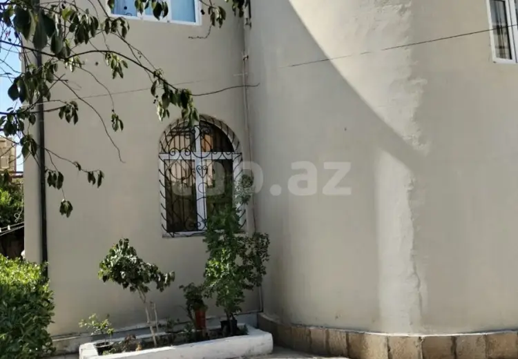 8 otaqlı mənzil , Badamdar qəs., Səbail, Bakı