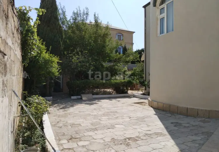 8 otaqlı mənzil , Badamdar qəs., Səbail, Bakı