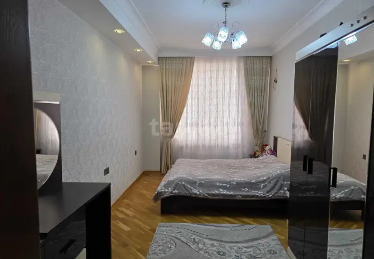 3 otaqlı mənzil , Bakı