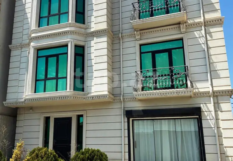 8 otaqlı mənzil , Badamdar qəs., Səbail, Bakı