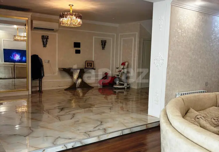 8 otaqlı mənzil , Badamdar qəs., Səbail, Bakı