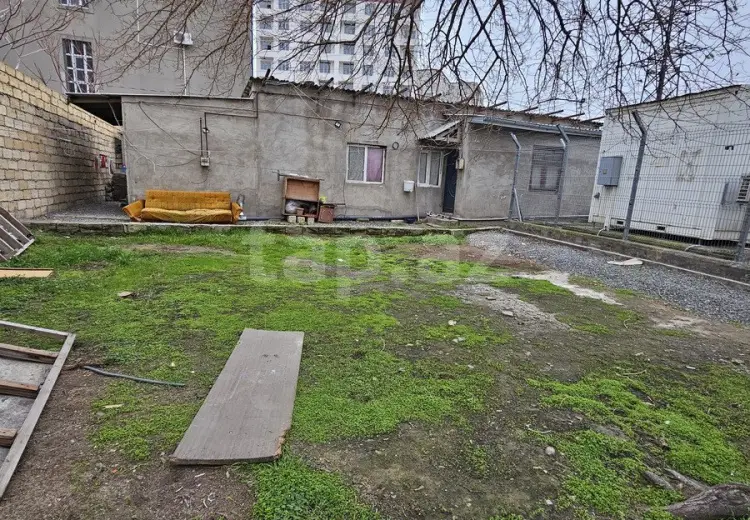 6 otaqlı mənzil , Bakı