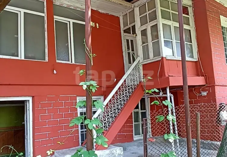 3 otaqlı mənzil , Şəki