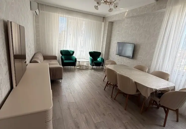 3 otaqlı mənzil Satılır, Yeni Günəşli qəs., Suraxanı, Bakı