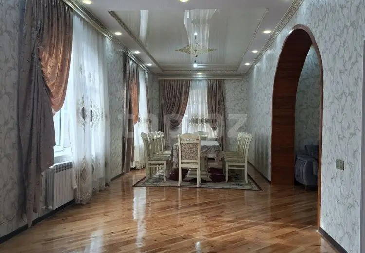 6 otaqlı mənzil , Şəki