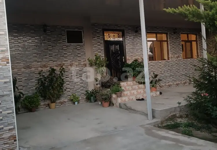 3 otaqlı mənzil , Şəki