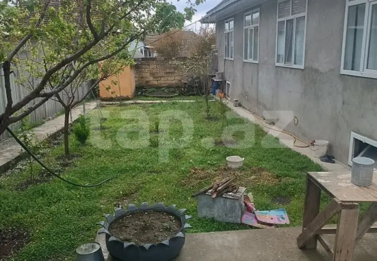 4 otaqlı mənzil , Şəki