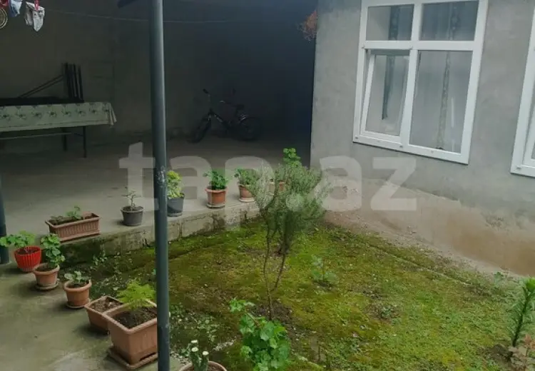 4 otaqlı mənzil , Şəki