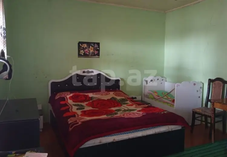 3 otaqlı mənzil , Şəki