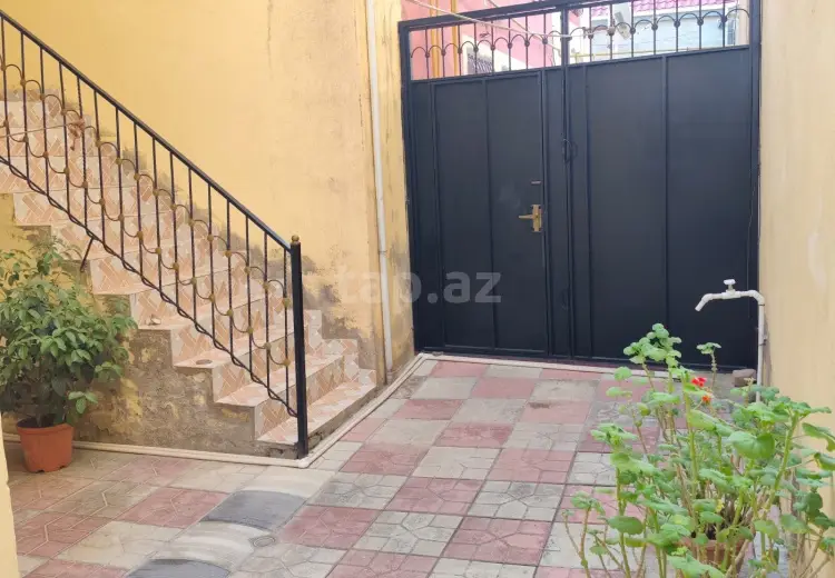 6 otaqlı mənzil , Xırdalan