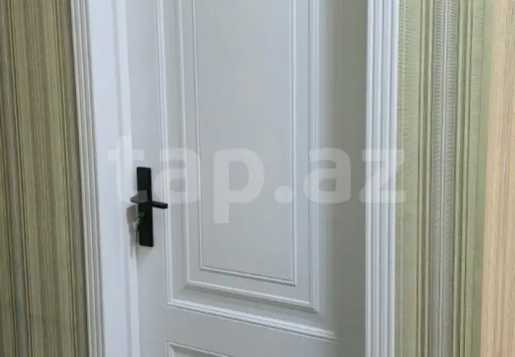 6 otaqlı mənzil , Xırdalan