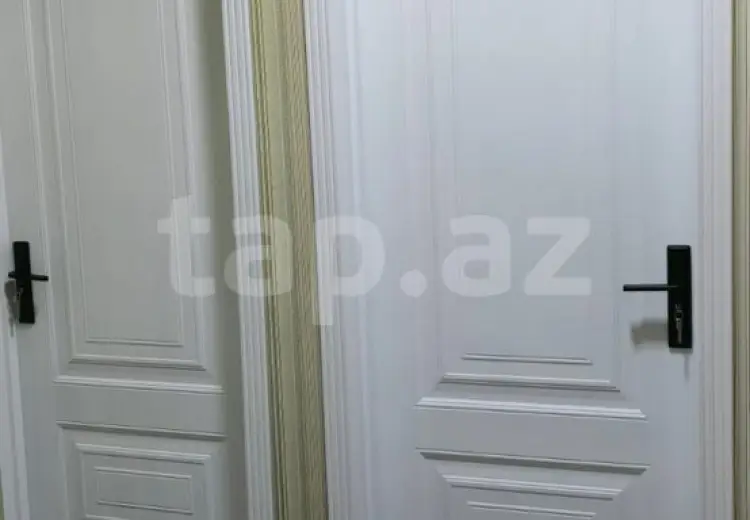6 otaqlı mənzil , Xırdalan