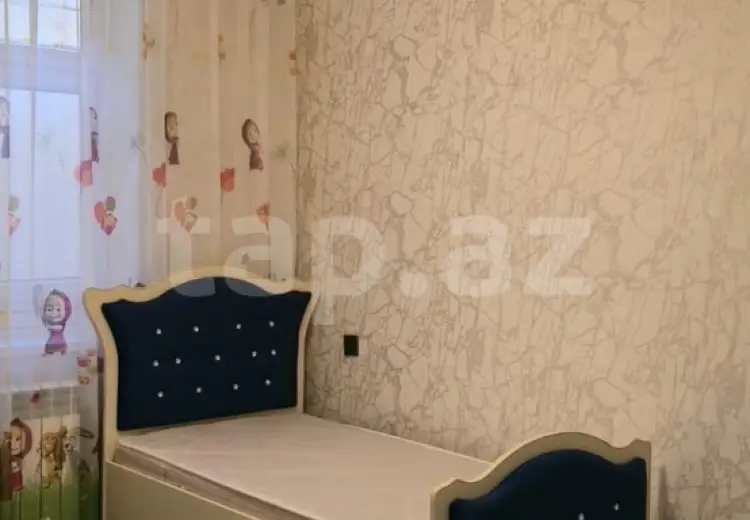 6 otaqlı mənzil , Xırdalan