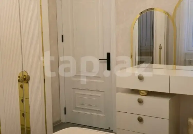 6 otaqlı mənzil , Xırdalan