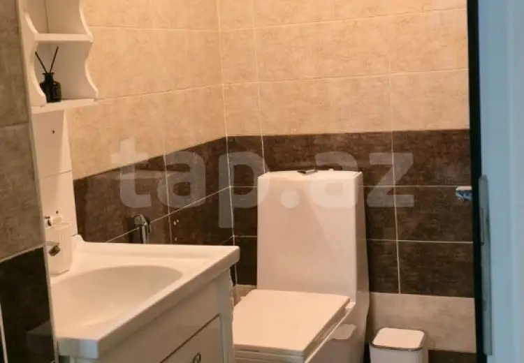 6 otaqlı mənzil , Xırdalan