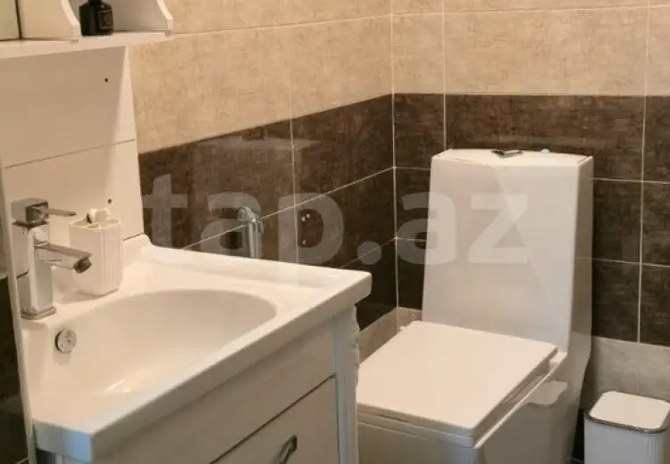 6 otaqlı mənzil , Xırdalan