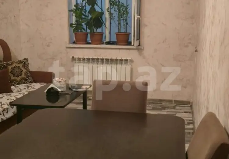 6 otaqlı mənzil , Xırdalan