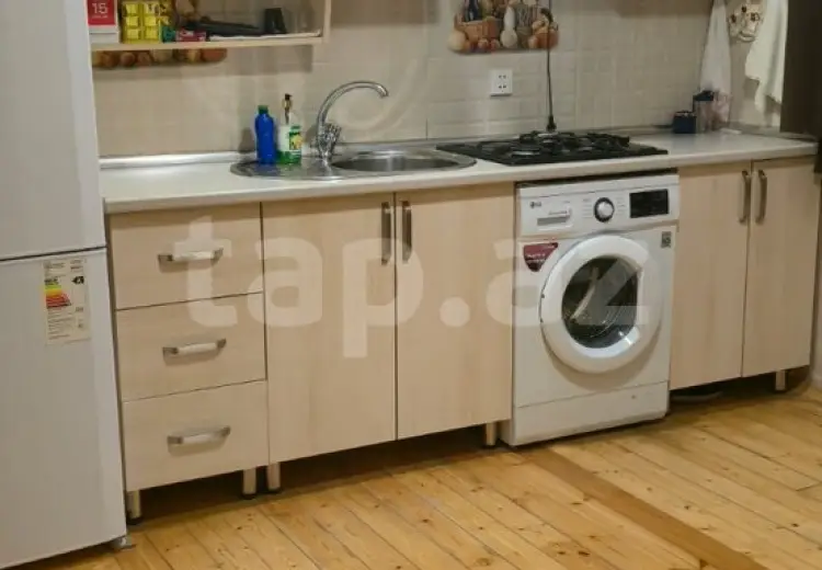 6 otaqlı mənzil , Xırdalan