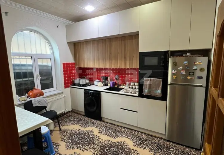 4 otaqlı mənzil , Bakı