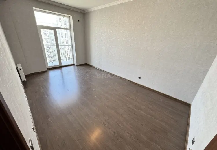 4 otaqlı mənzil Satılır, Yasamal qəs., Abşeron