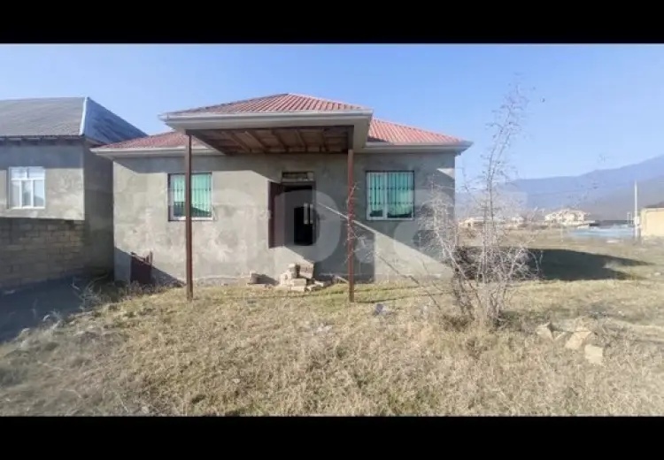 5 otaqlı mənzil , Oğuz