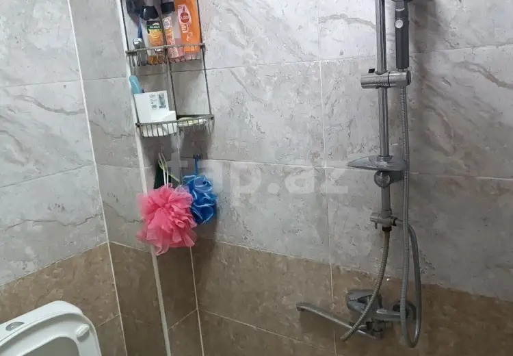 4 otaqlı mənzil , Xırdalan