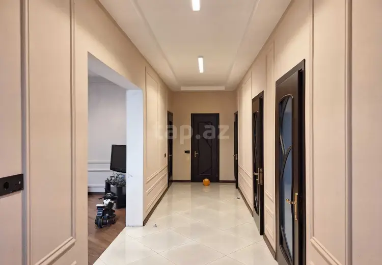 4 otaqlı mənzil , Səbail, Bakı