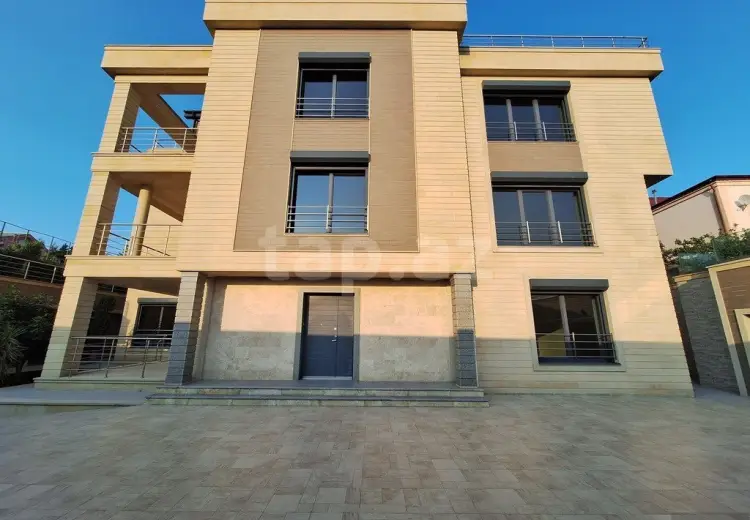 8 otaqlı mənzil , Badamdar qəs., Səbail, Bakı