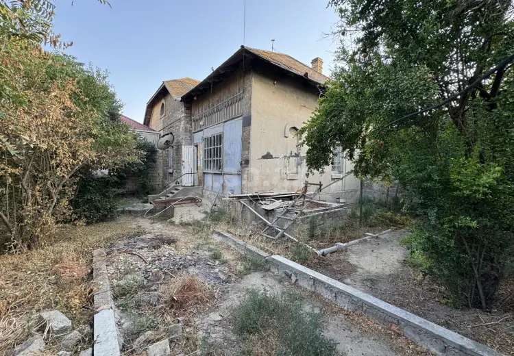 4 otaqlı mənzil , Bakı