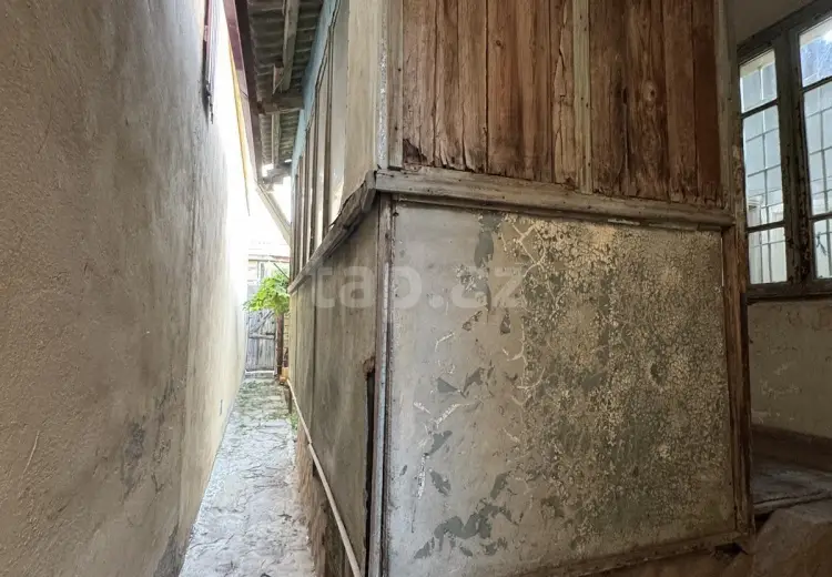 4 otaqlı mənzil , Bakı