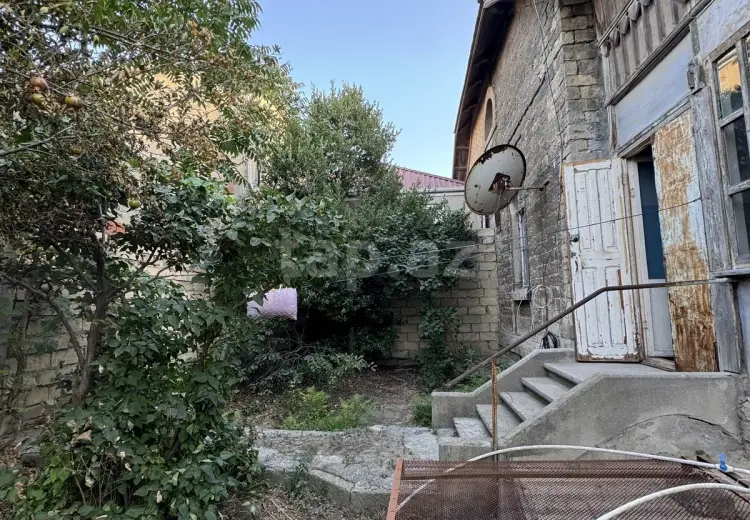 4 otaqlı mənzil , Bakı