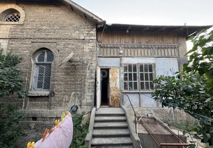 4 otaqlı mənzil , Bakı