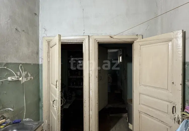 4 otaqlı mənzil , Bakı