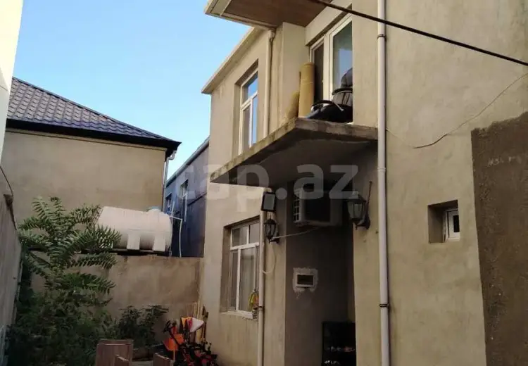 4 otaqlı mənzil , Bakı