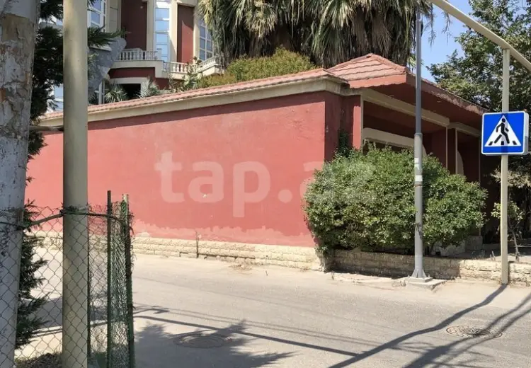 3 otaqlı mənzil , Bakı