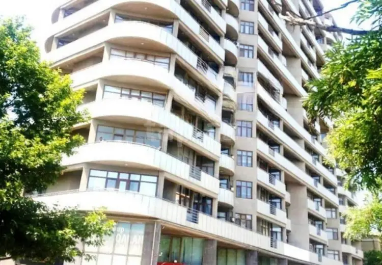 3 otaqlı mənzil , Bakı