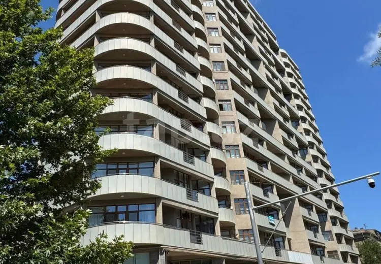 3 otaqlı mənzil , Bakı