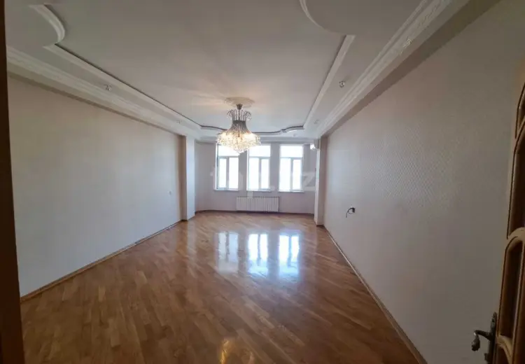 3 otaqlı mənzil , Bakı